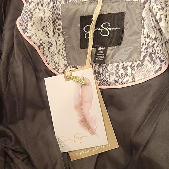 Jessica Simpson puffer, size M - Picture 6 of 7